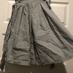 See You Monday: Los Angeles knee-length skirt